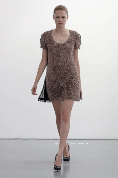 Look 14
